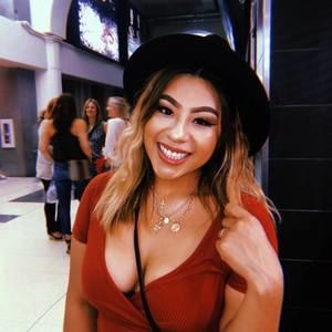 Meet your Posher, Jazmin